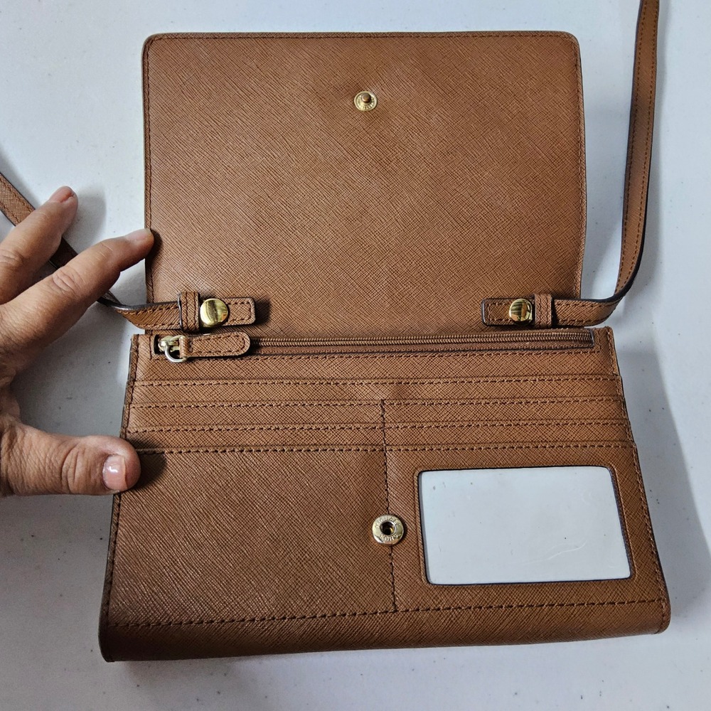 Michael Kors Crossbody Wallet Brown Leather‎ Phone Holder Card Slots - Picture 6 of 13